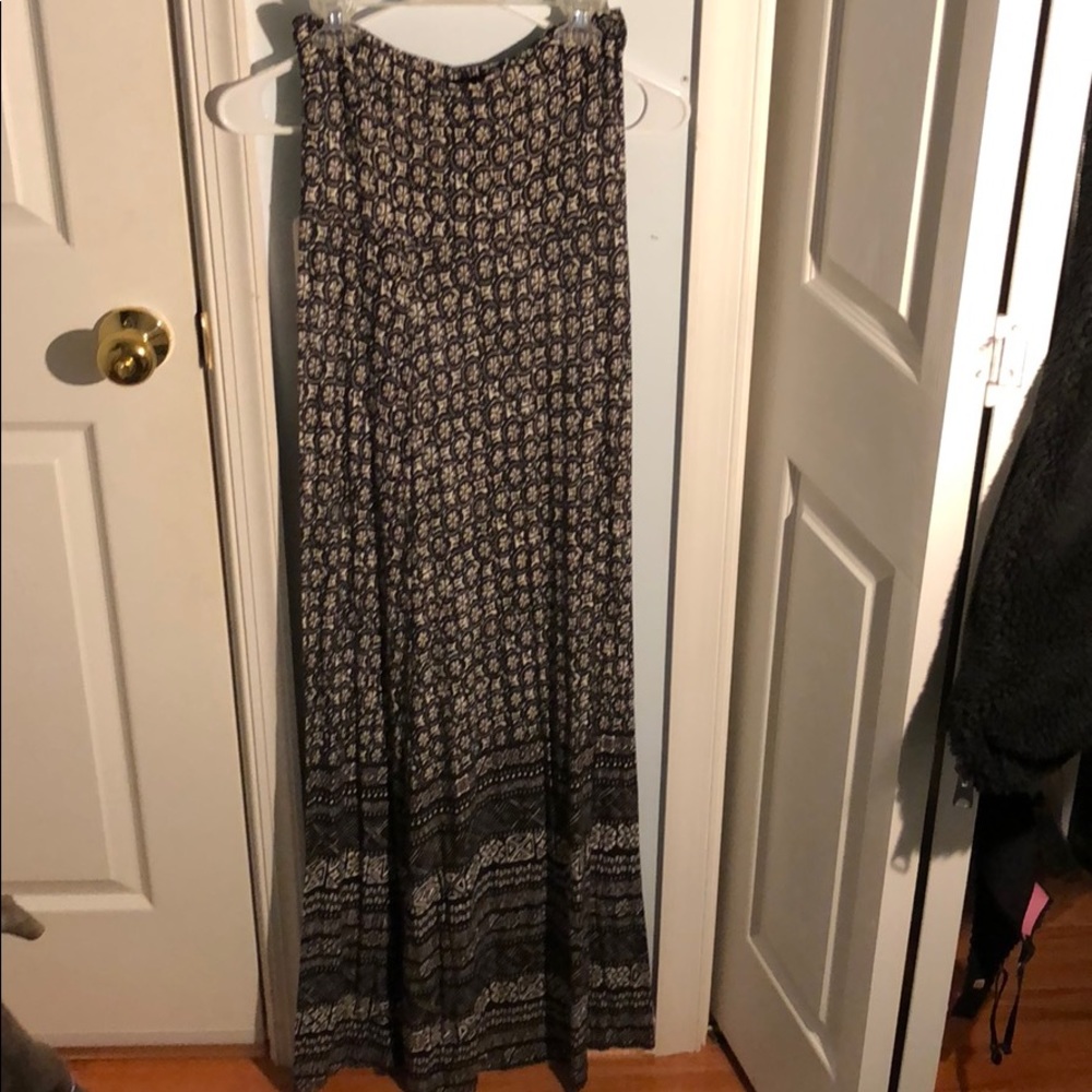 Long maxi skirt